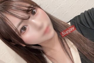 FC2PPV 3392328 「やっぱり可愛い」アイドルFACEに天使のようなヒロイン美女　「中出し」「処作」海报剧照