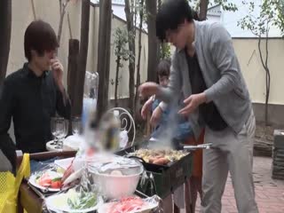 仲良し夫婦3組が嫉妬につぐ嫉妬で、楽しかったはずのBBQがまさかの泥沼スワッピングに！